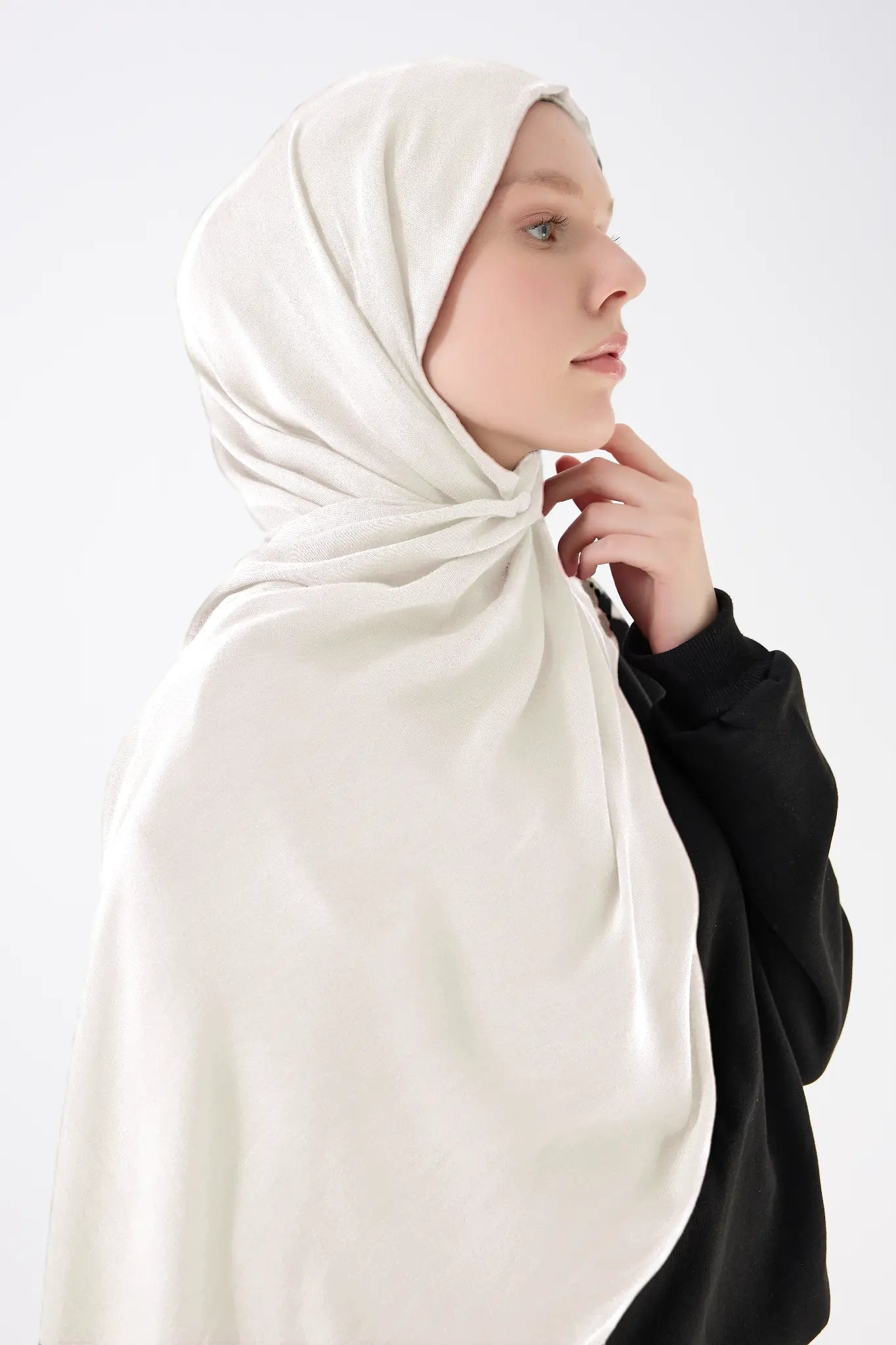 #color_spring white
