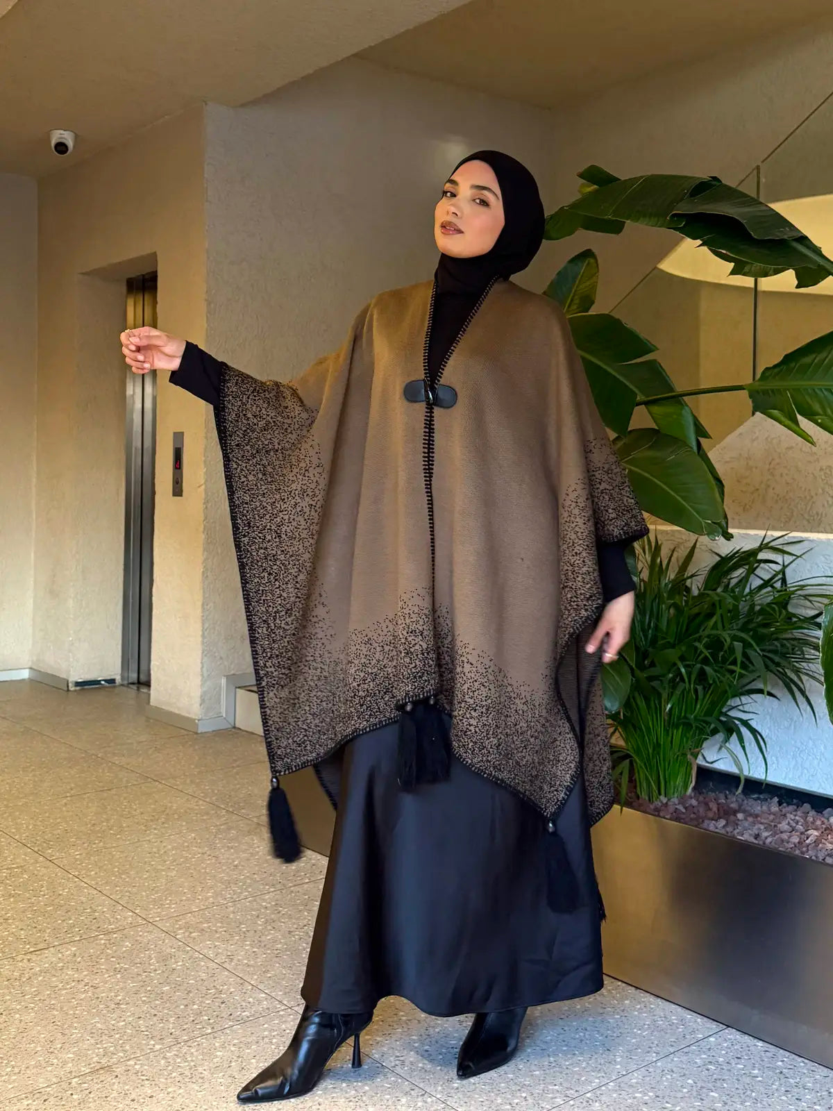 Ombre Knit Tassel Cape