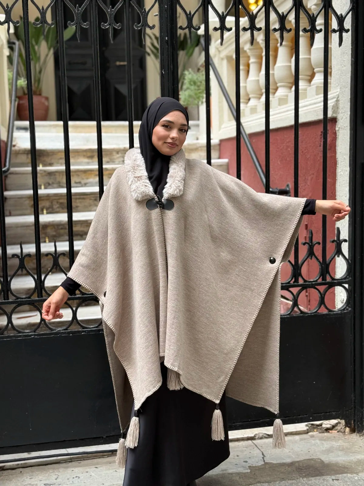 Fur Collar Knit Cape | Winter Warm Cape with Fur Neckline